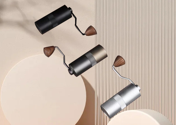 De draagbare Koffiemolen Mini Automatic Coffee Bean Grinder van de Huishoudenhand