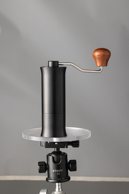 Kleiner Draagbaar Burr Plastic Outdoor Coffee Grinder met Okkernoothandvat