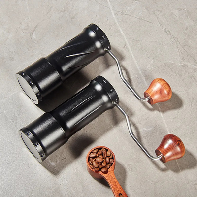 Het Roestvrije staalhand van het keperstofpatroon/Handkoffiemolen Solid Wood Handle